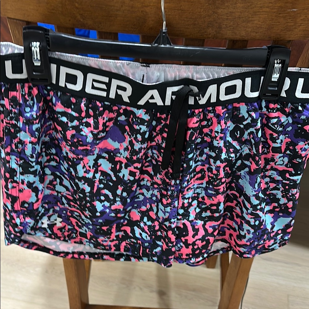 NWT Girls Under Armour Youth Multicolor Athletic Shorts